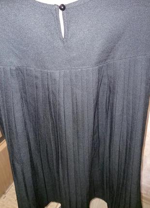 Блуза с оригинальной спинкой4 фото