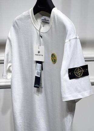 Мужская белья футболка stone island с патчем белая мужская футболка stone island с патчем2 фото