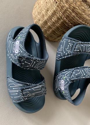 Детские сандали adidas5 фото