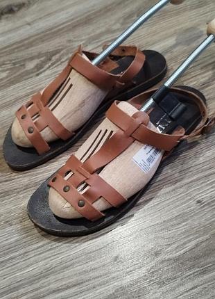 Сандалии latina