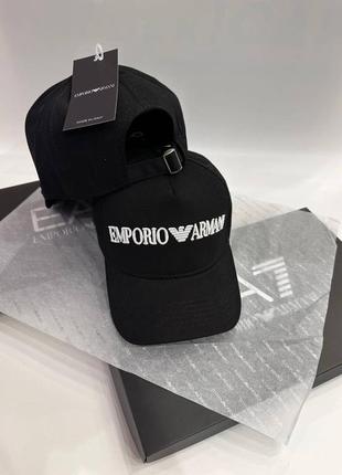 Чёрная кепка emporio armani чорна кепка emporio armani