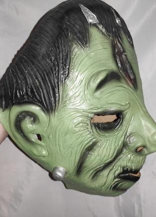 Стильная маскарадная карнавальная маска норманта universal studios.1 фото