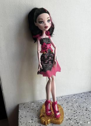 Кукла monster high draculaura frights camera action дракулаура страх, камера, мотор