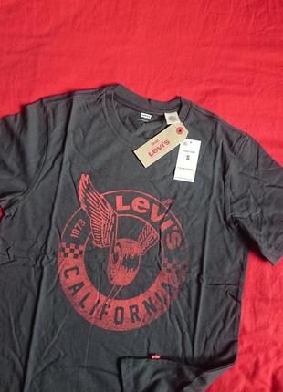 Брендовая фирменная хлопковая футболка levi's,оригинал из сша,новая с бирками.5 фото