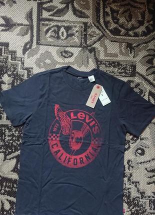 Брендовая фирменная хлопковая футболка levi's,оригинал из сша,новая с бирками.2 фото