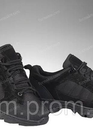 Тактичні демісезонні кросівки vendeta чорні1 фото