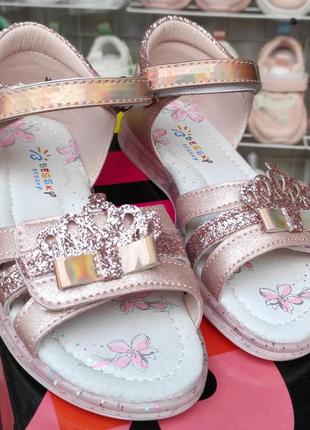 Розовые босоножки сандалии для девочки с пяткой5 фото