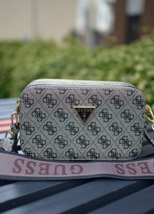 Сумочка guess zippy snapshot grey