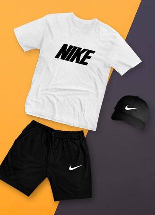 Футбол и шорты nike2 фото