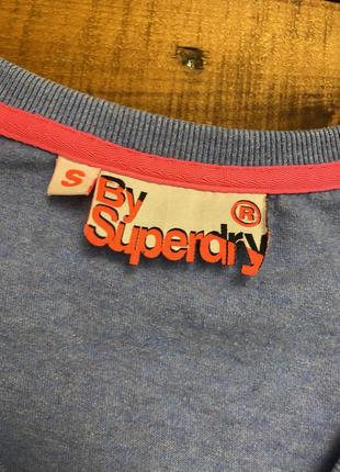 Женская футболка с принтом superdry (супердрай срр идеал оригинал разноцветная)5 фото