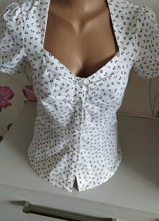 Блузка с бантиками р.8