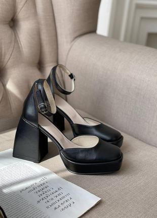 Черные туфли барби из натуральной кожи на высоком устойчивом кольца