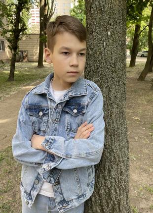 Стильова джинсова куртка для хлопчика арт. 4421 фото