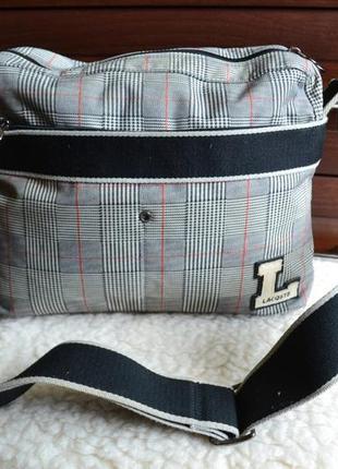 Lacoste классная сумка для длинном ремне. франция1 фото