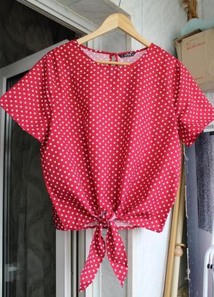 Яркая блуза, завязывающаяся спереди1 фото