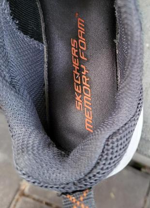 Крутые хлопья кроссовки skechers, в очень красивом состоянии, 28,5 г.4 фото