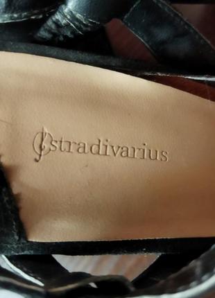 Оригінальні замшеві босоніжки "stradivarius" р.396 фото