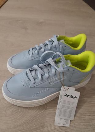 Женские кроссовки reebok club c double geo