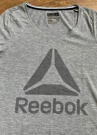 Женская футболка reebok3 фото