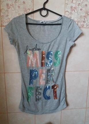 Футболка жіноча