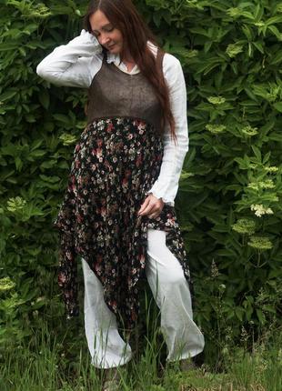 Довга асиметрична сукня-туніка в стилі бохо з квітковим принтом і трикотажним лляним топом