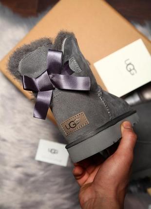 💥ugg classic mini bailey bow ii grey💥женские зимние серые кожаные угги\уги.8 фото