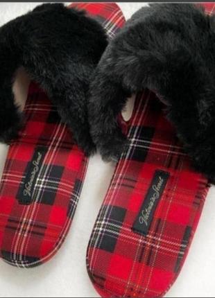 Victoria’s secret оригинал сатиновые домашние тапочки в подарочном мешочке4 фото