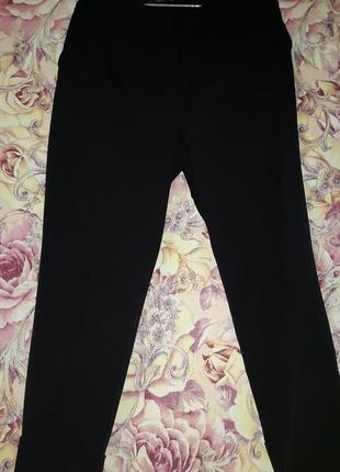 Чорні класичні брюки lefon