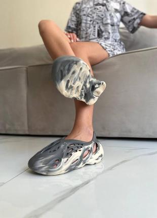 Сандалии foam runner grey beige без лого2 фото