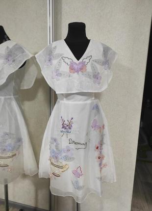 Сказочная ножка мини платье 👗 с вышивкой в стиле алисы в зазеркалли со стразами и пайетками