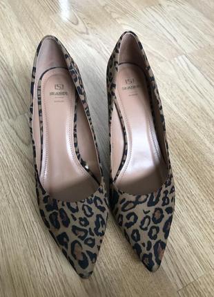Леопардові kitten heel (китен хил) лодочки