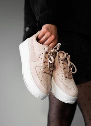 Бежевые женские кожаные кроссовки топ качества найк. nike air force 1 low beige.