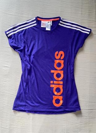 Женская футболка adidas фиолетовая спортивная стильная2 фото