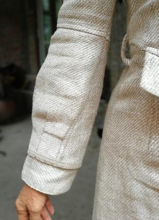 Пальто на синтепоне с капюшоном демисезонное с вышивкой стразами munthe plus simondsen8 фото