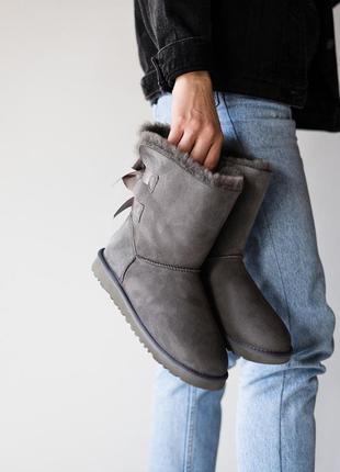 ❄️зимові жіночі уггі❄️ugg bailey bow grey, сірі шкіряні угі, чоботи зима.4 фото