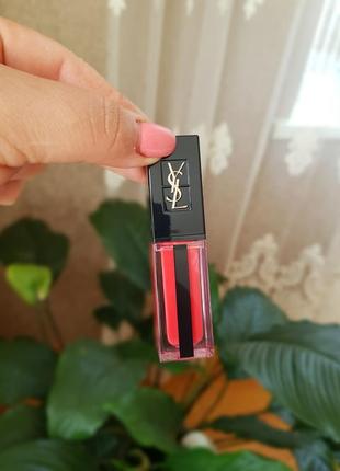 Блеск для губ
yves saint laurent vernis a levres water stain