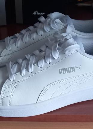 Продам новые кроссовки puma