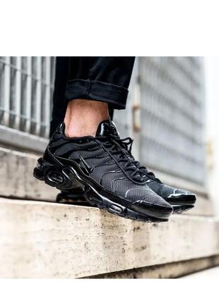 Кроссовки nike air max plus triple black - 604133-0505 фото