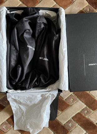 Стильные босоножки saint laurent