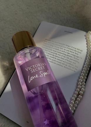 Парфумований спрей для тіла victoria's secret love spell 250 мл