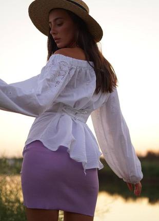 Женские белая вышитая блузка7 фото