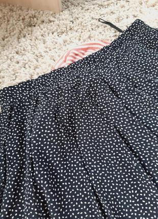 Актуальная длинная вискозовая юбка на резинке ,betty barclay,  p. 42-469 фото
