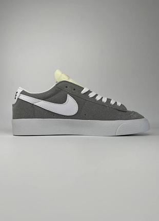 Женские кроссовки популярные серые кожа замша nike blazer6 фото