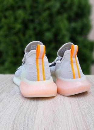 Чоловічі кросівки adidas zx boost світло сірі з помаранчевим / smb3 фото