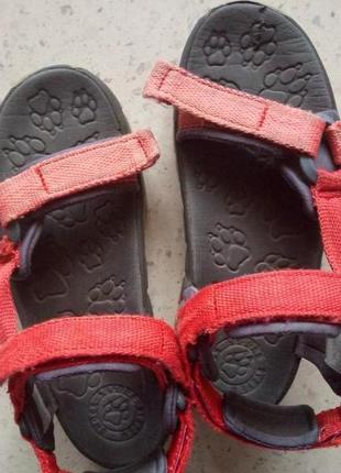 Красные босоножки сандалии на мальчика 32 jack wolfskin1 фото