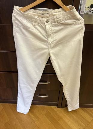 Легкие белые джинсы sinsay1 фото