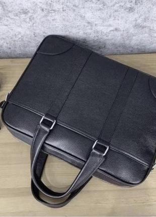 Практичний шкіряний портфель