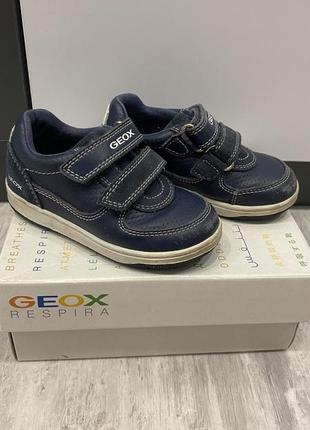 Кросівки geox