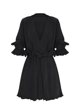 Prettylittlething маленькое новое черное платье с рюшами вырез декольте глубокий короткий мини1 фото