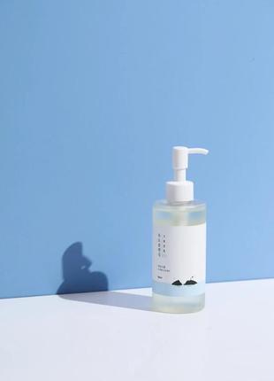 Очисна гідрофільна олія round lab 1025 dokdo cleansing oil — 200 мл3 фото